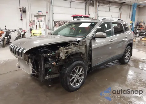 2018 Jeep Cherokee Latitude Plus 4X4 из США, поврежденный, VIN 1C4PJMLX4JD617620